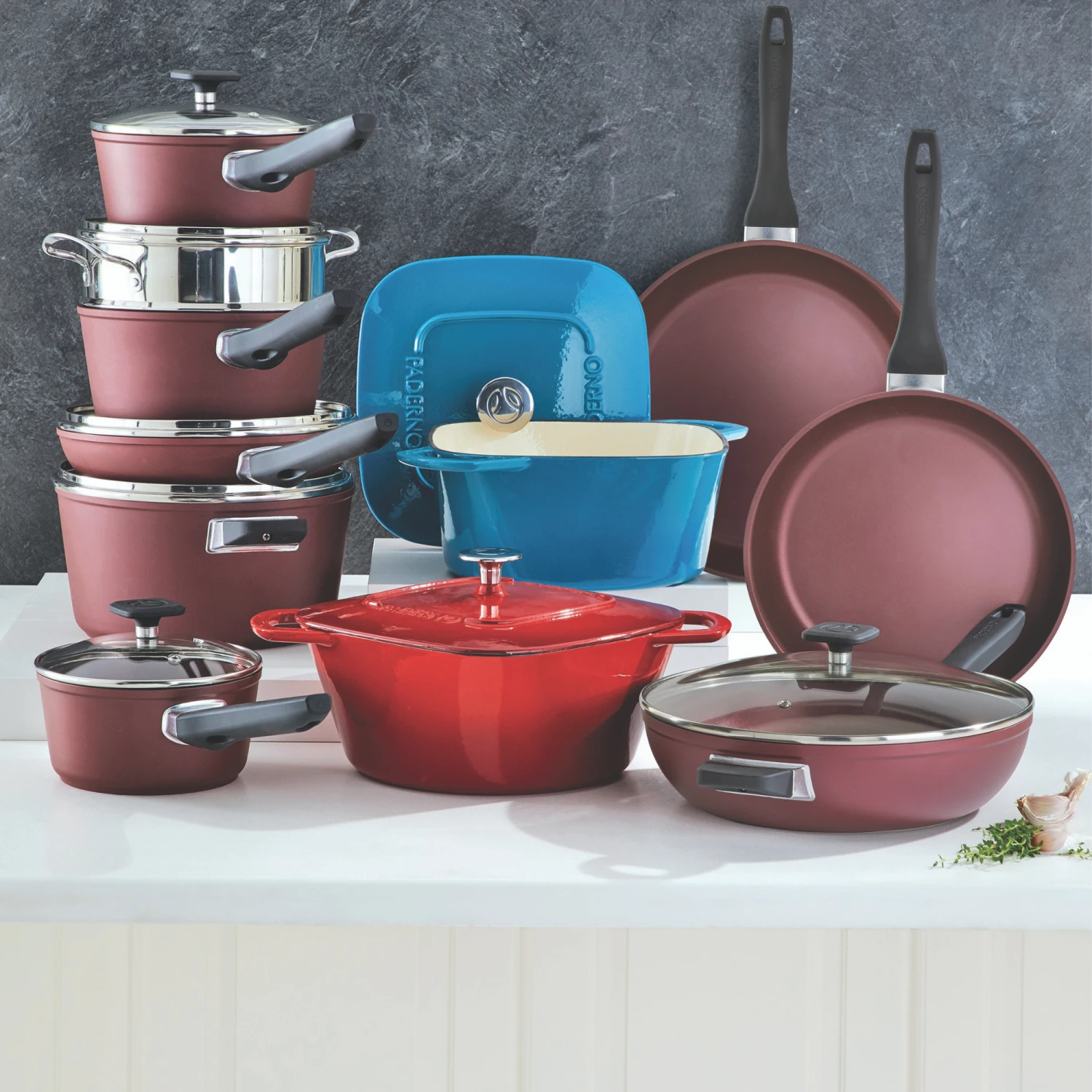 Paderno Classic Non-Stick Fry Pan, 26 Cm | Poêle à Frire Antiadhésive Classique, 26 Cm Cookware 7 Paderno Classic Non-Stick Fry Pan, 26 Cm | Poêle à Frire Antiadhésive Classique, 26 Cm Cookware