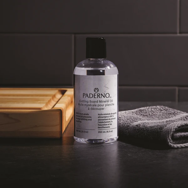 Paderno Knives Mineral Oil Treatment, 250 Ml | Huile Minérale, 250 Ml 4 Paderno Knives Mineral Oil Treatment, 250 Ml | Huile Minérale, 250 Ml